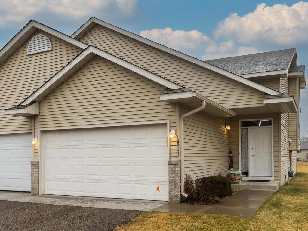 1211 3rd Street S Princeton MN 55371 6467715 image1