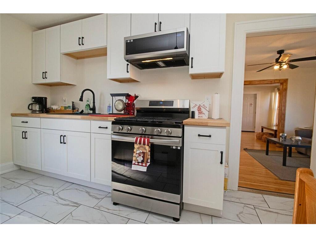 1211 5th Street NE #2 Minneapolis MN 55413 7028348 image1