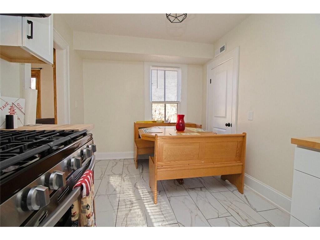 1211 5th Street NE #2 Minneapolis MN 55413 7028348 image6