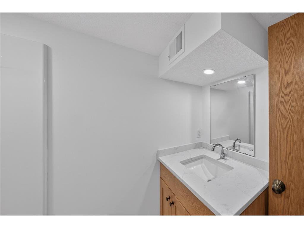 1211 9th Avenue NW Rochester MN 55901 7073012 image24