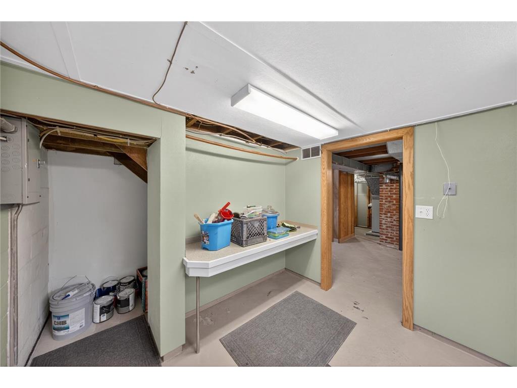 1211 9th Avenue NW Rochester MN 55901 7073012 image33