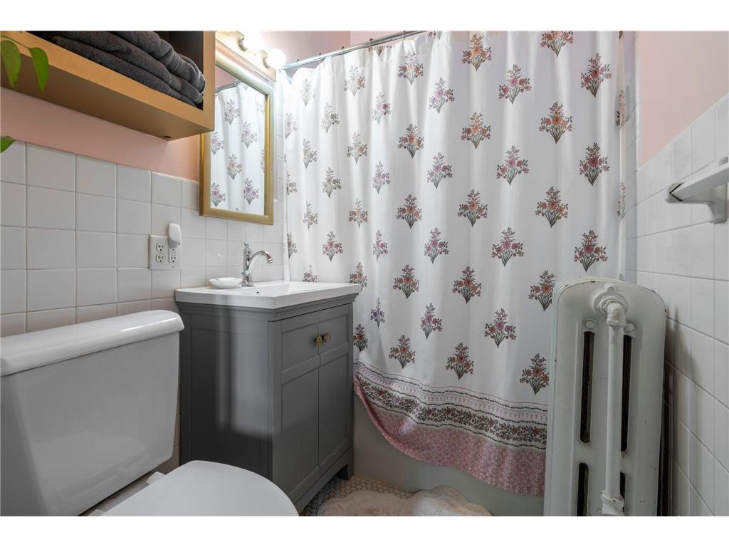1211 Dayton Avenue Saint Paul MN 55104 7093213 image15