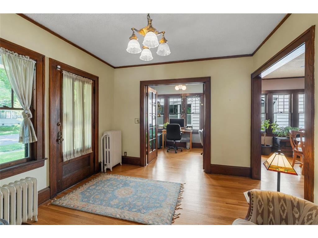 1211 Dayton Avenue Saint Paul MN 55104 7093213 image18