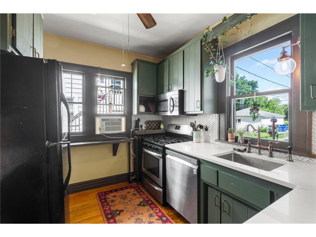 1211 Dayton Avenue Saint Paul MN 55104 7093213 image2