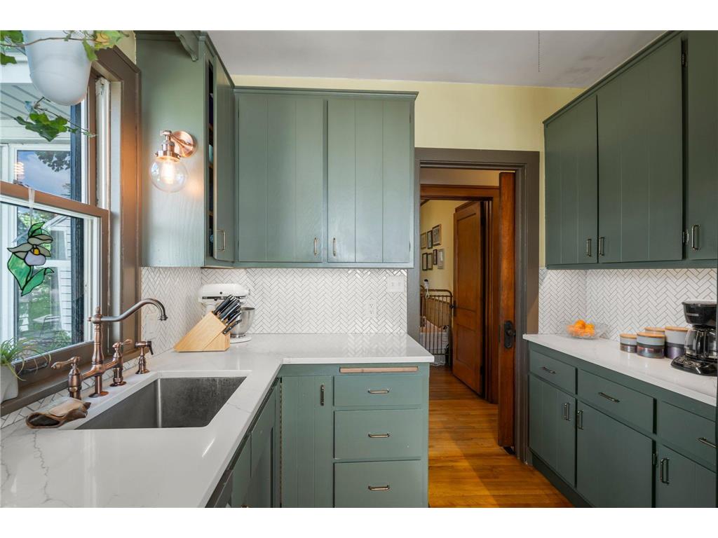 1211 Dayton Avenue Saint Paul MN 55104 7093213 image4