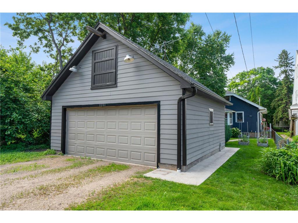 1211 Dayton Avenue Saint Paul MN 55104 7093213 image41