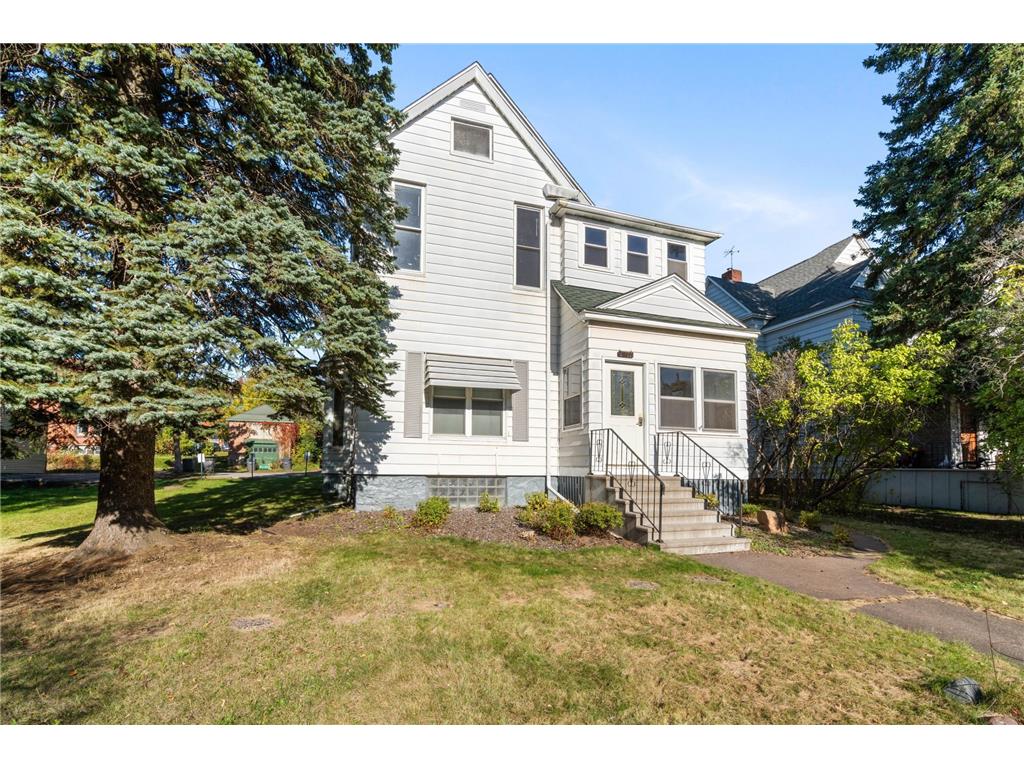 1211 E 1st Street Duluth MN 55805 7027295 image1