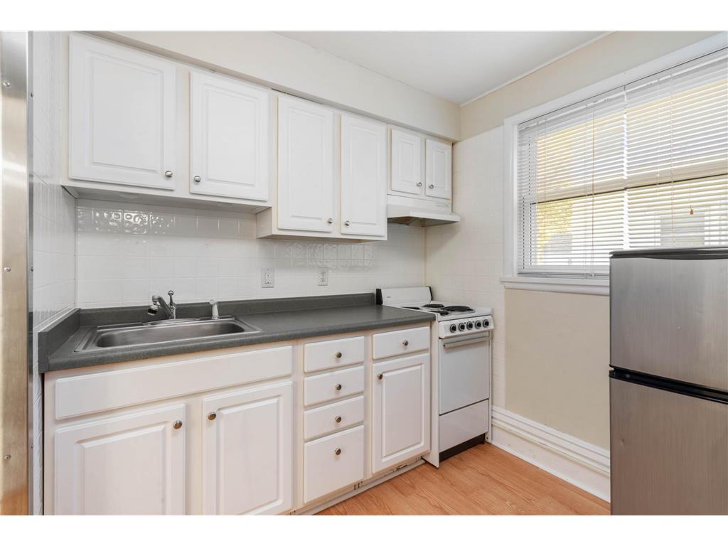 1211 E 1st Street Duluth MN 55805 7027295 image8