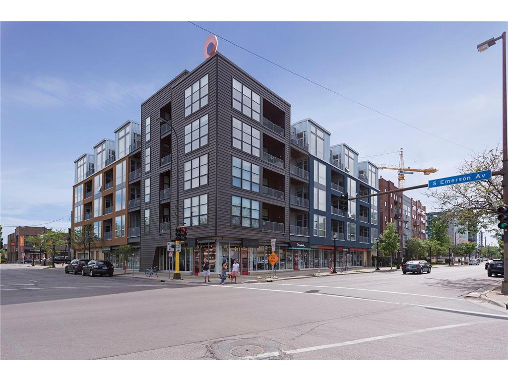 1211 Lagoon Avenue #202 Minneapolis MN 55408 6674358 image1