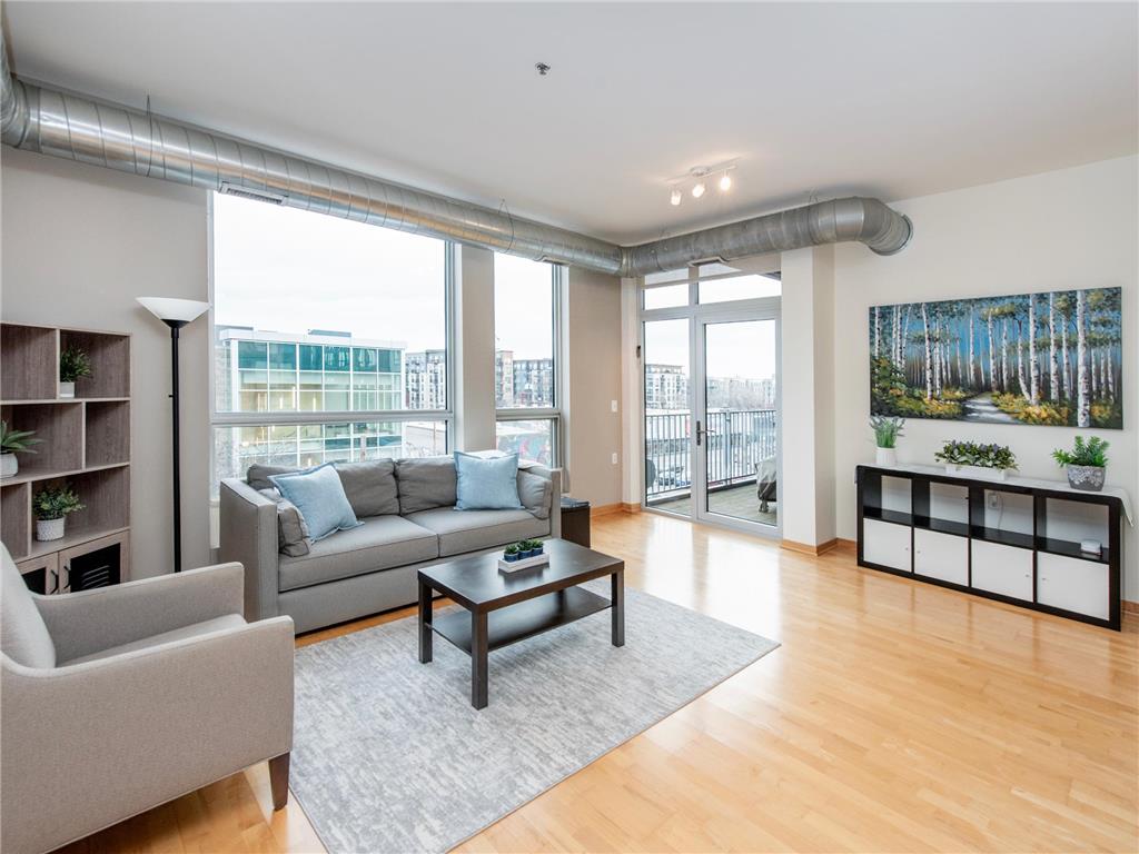 1211 Lagoon Avenue #403 Minneapolis MN 55408 6688115 image1