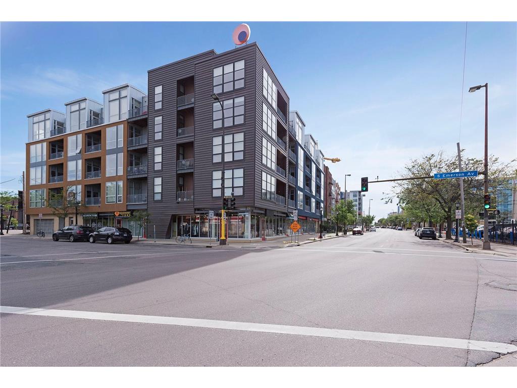 1211 Lagoon Avenue #409 Minneapolis MN 55408 6443720 image1