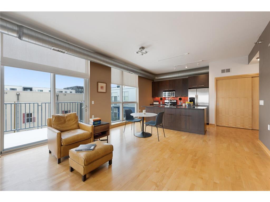 1211 Lagoon Avenue #508 Minneapolis MN 55408 6782402 image5