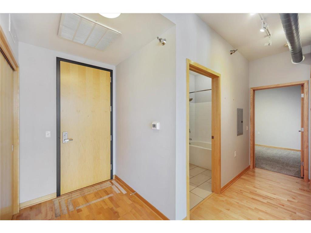 1211 Lagoon Avenue #510 Minneapolis MN 55408 7085872 image17