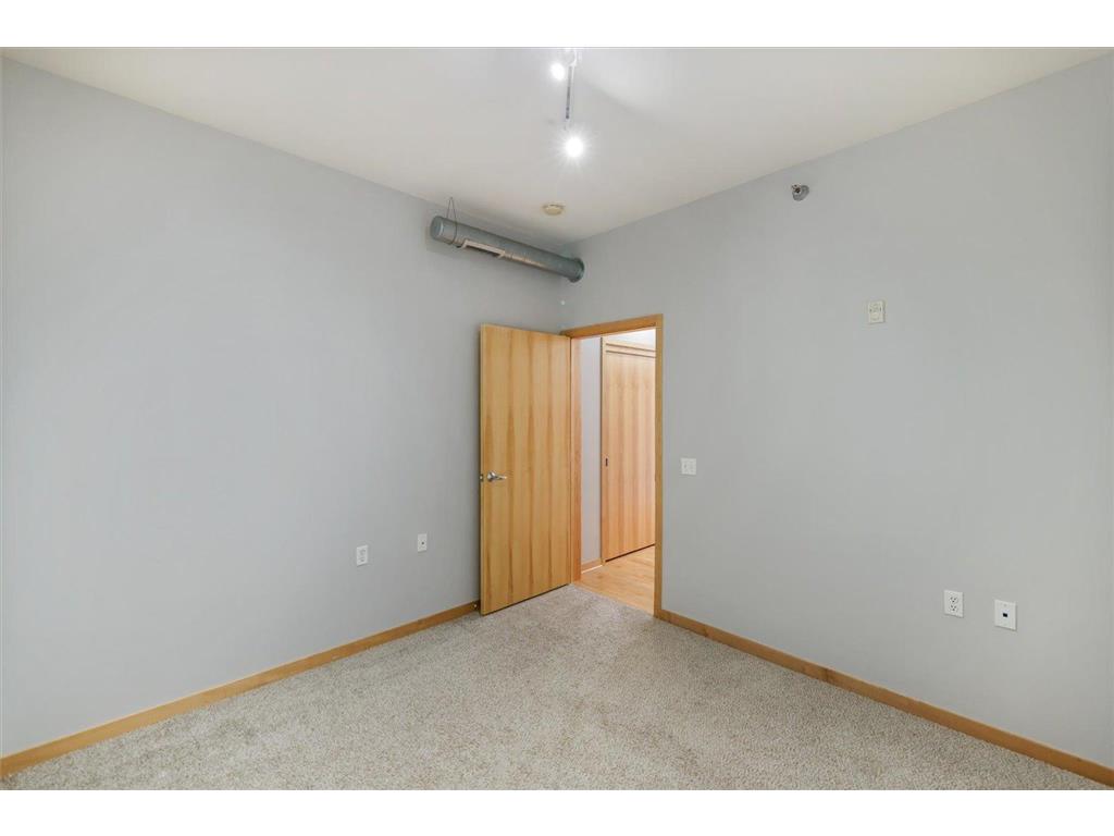 1211 Lagoon Avenue #510 Minneapolis MN 55408 7085872 image7