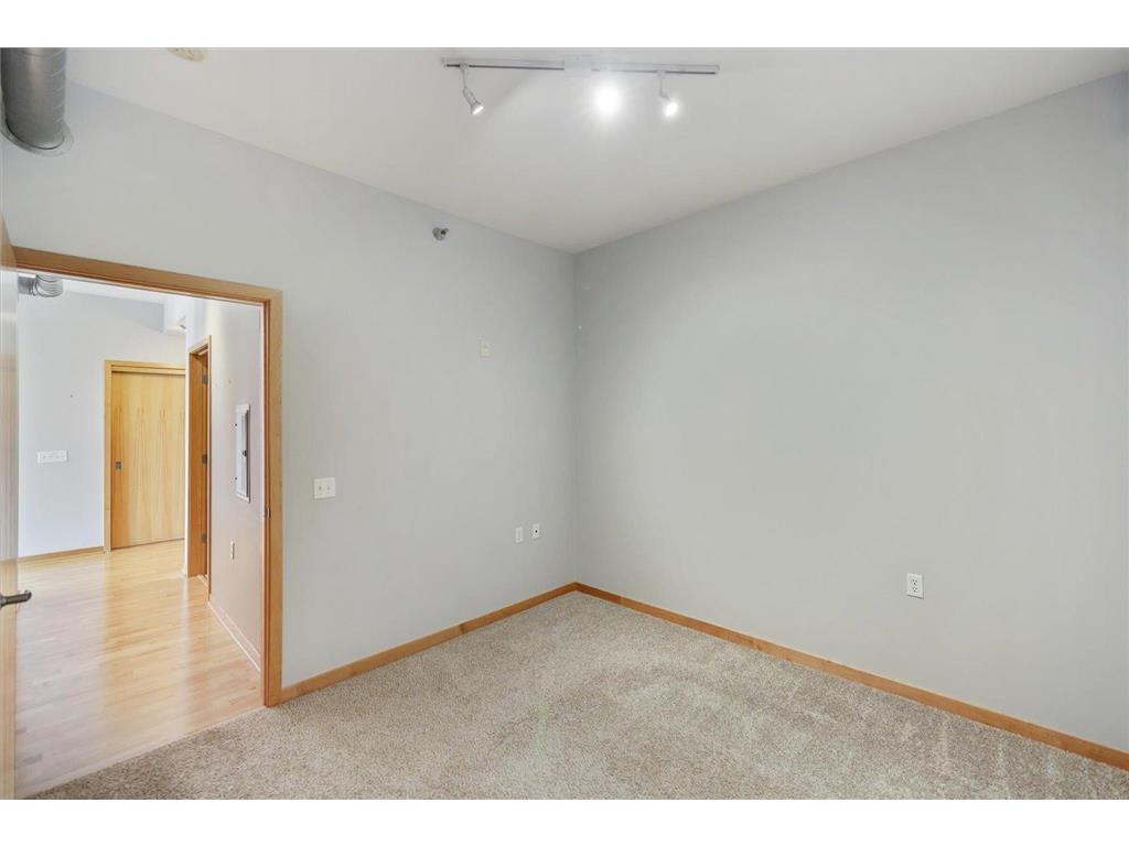 1211 Lagoon Avenue #510 Minneapolis MN 55408 7085872 image8