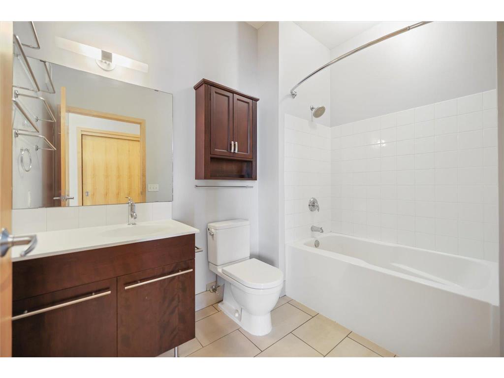 1211 Lagoon Avenue #510 Minneapolis MN 55408 7085872 image9