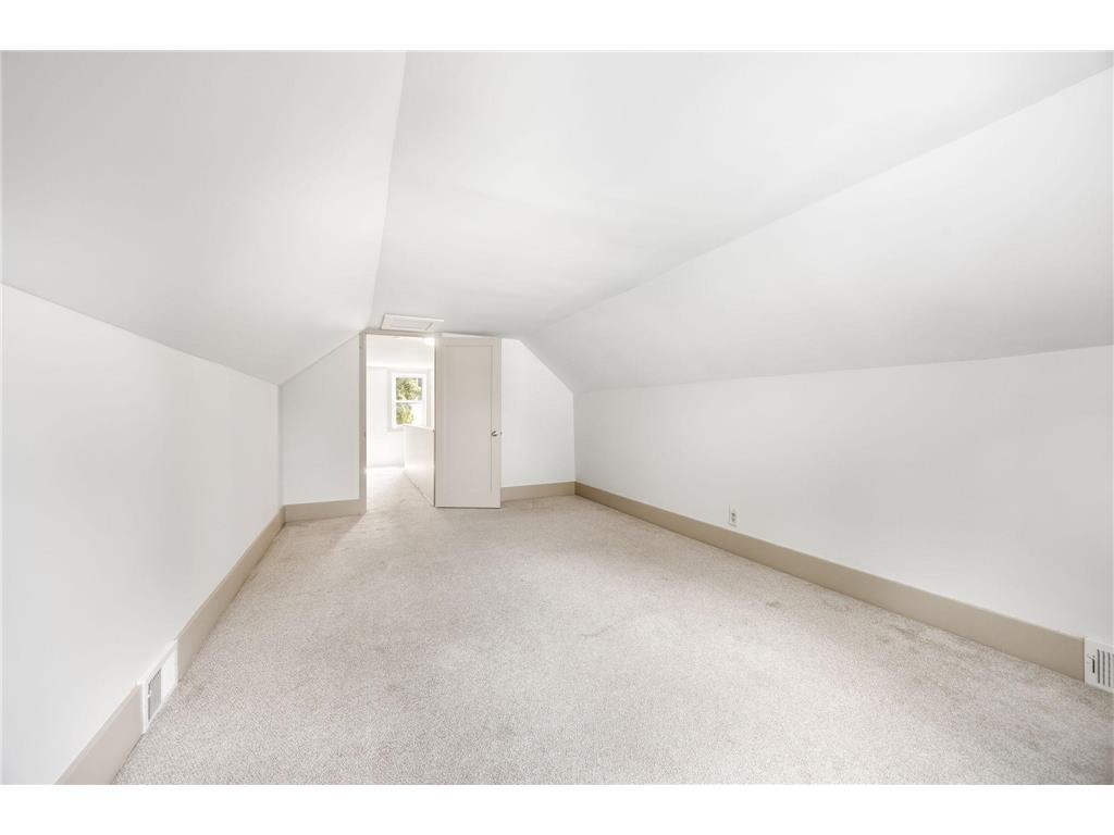 1211 Lealand Road E Maplewood MN 55109 7071926 image14