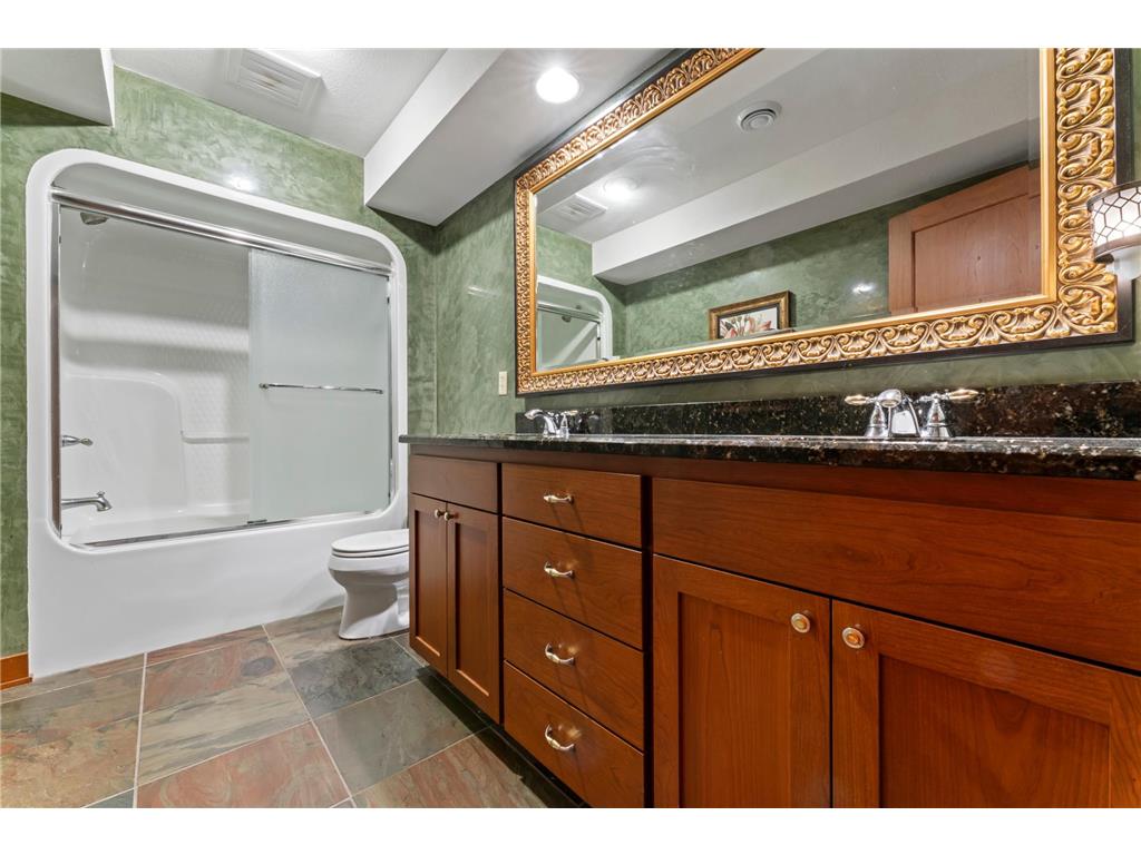 1211 Lonsdale Boulevard E Northfield MN 55057 6554868 image43