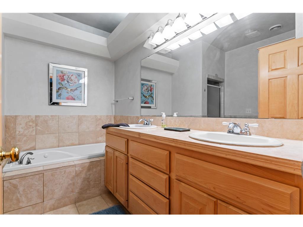 1211 Lonsdale Boulevard E Northfield MN 55057 6554868 image56