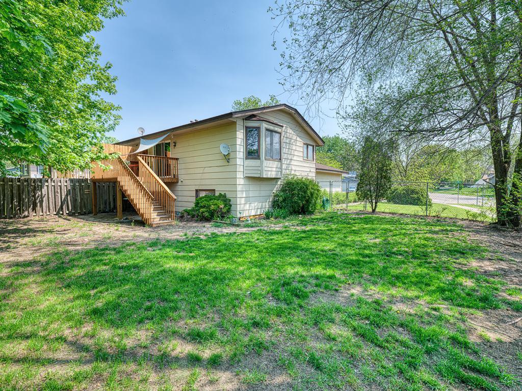 12110 Larch Street NW Coon Rapids MN 55448 6537769 image1