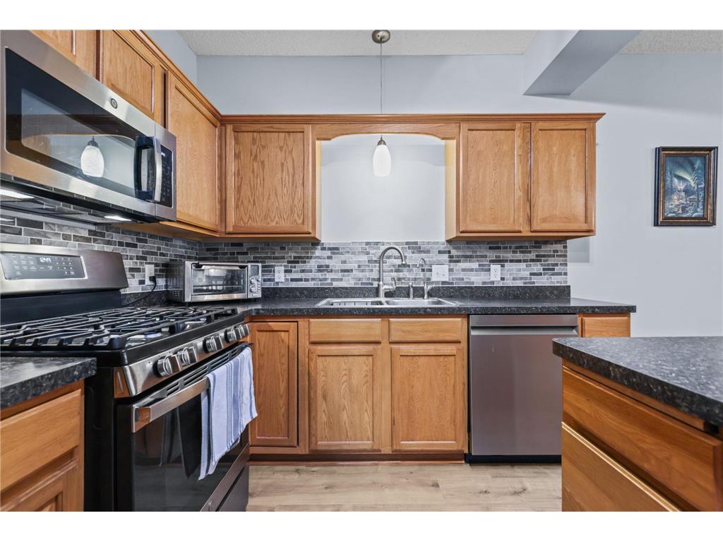 12111 Xylite Street NE #C Blaine MN 55449 7058649 image14