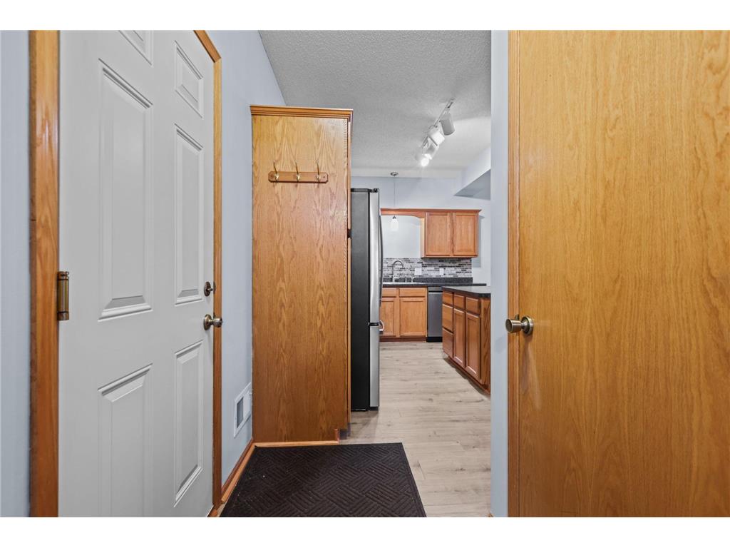 12111 Xylite Street NE #C Blaine MN 55449 7058649 image17