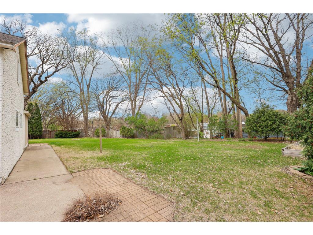 12112 W River Road Champlin MN 55316 7068197 image28