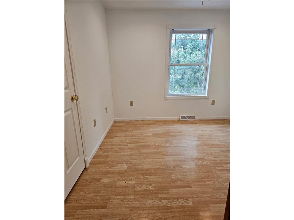 12113 340th Avenue Farwell MN 56327 7073551 image10