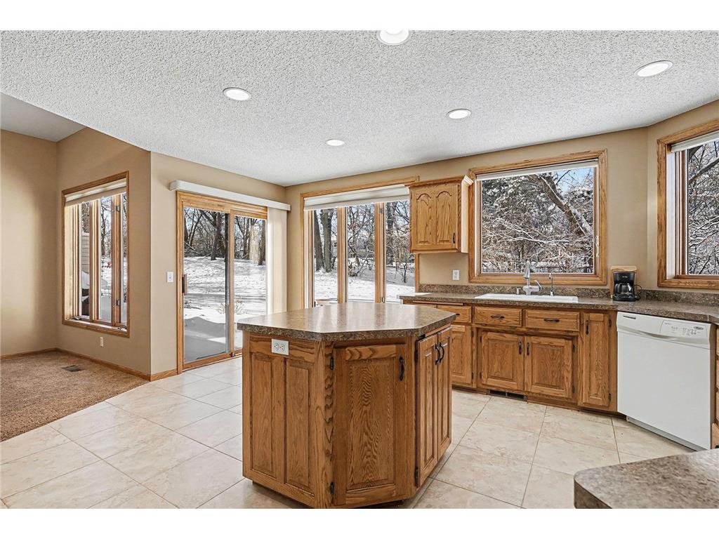 12118 Bluebird Circle NW Coon Rapids MN 55448 7013922 image12