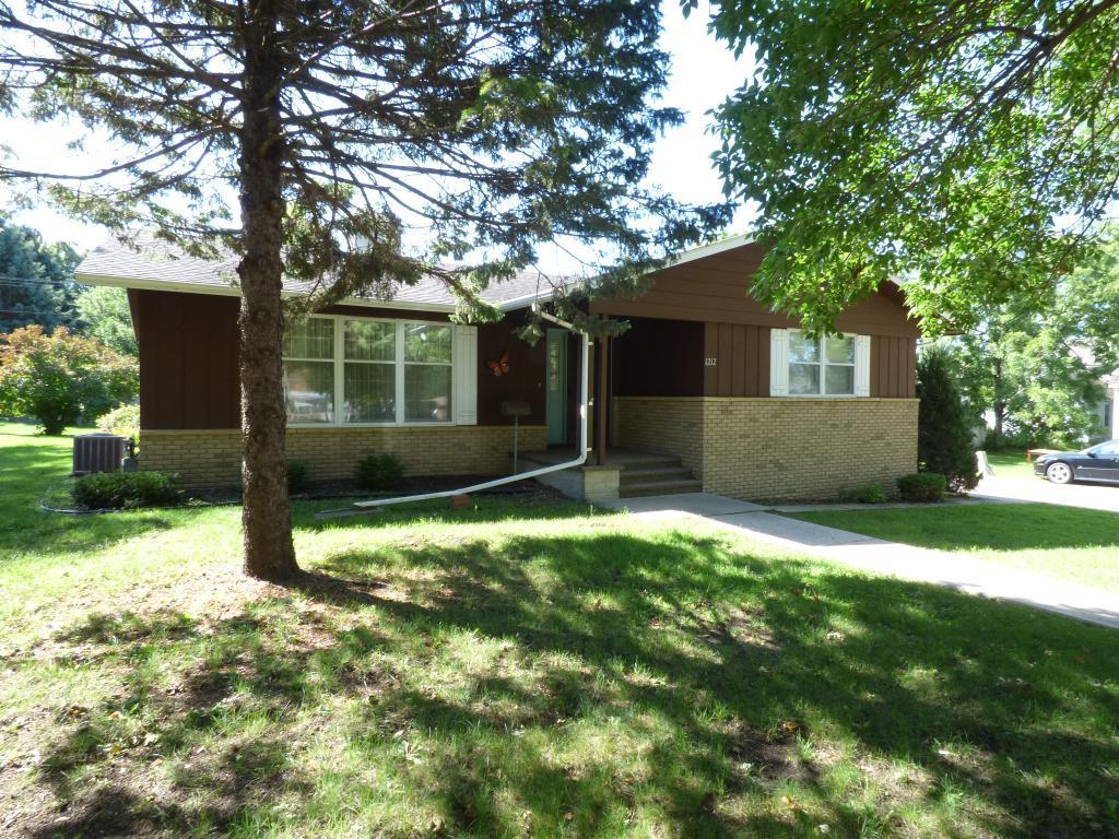 1212 3rd Avenue Mountain Lake MN 56159 6453997 image1