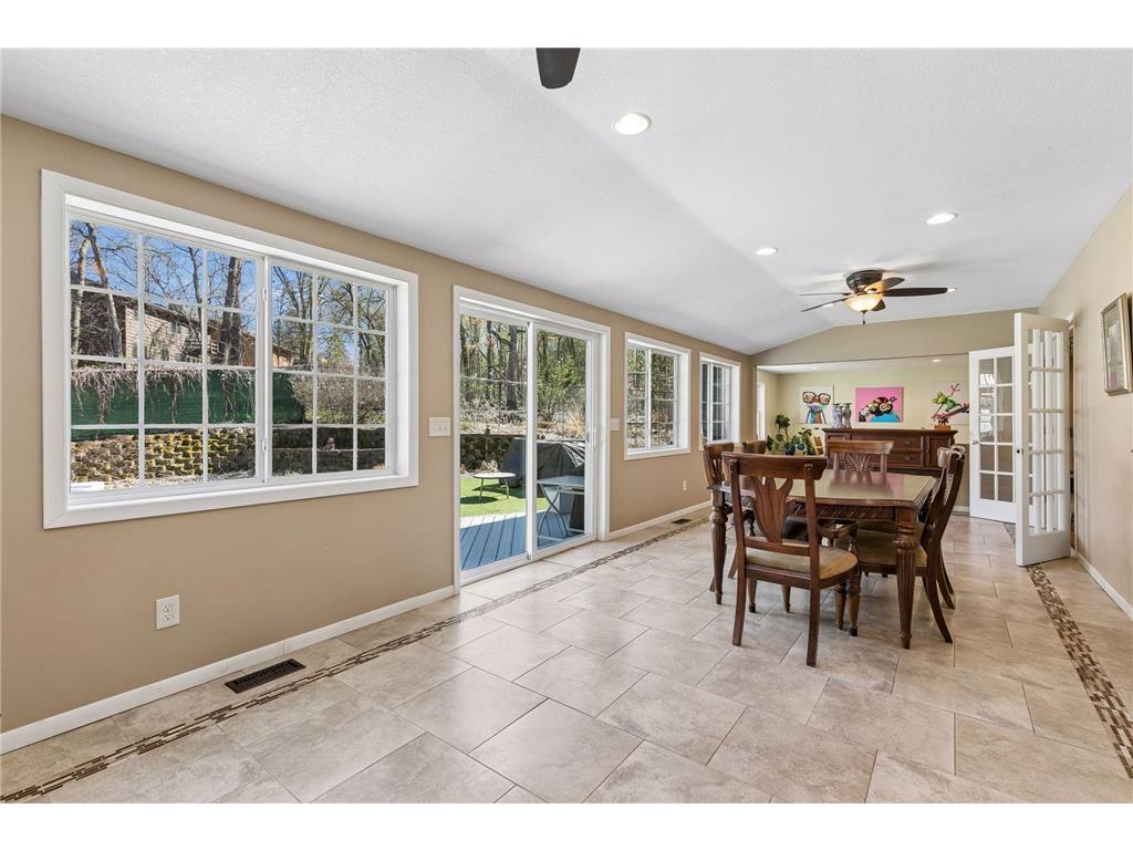 1212 Balsam Trail E Eagan MN 55123 7057743 image15
