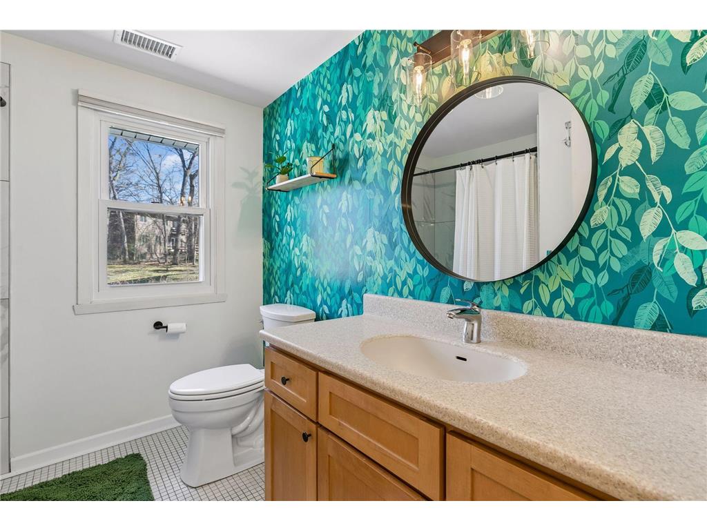 1212 Balsam Trail E Eagan MN 55123 7057743 image26