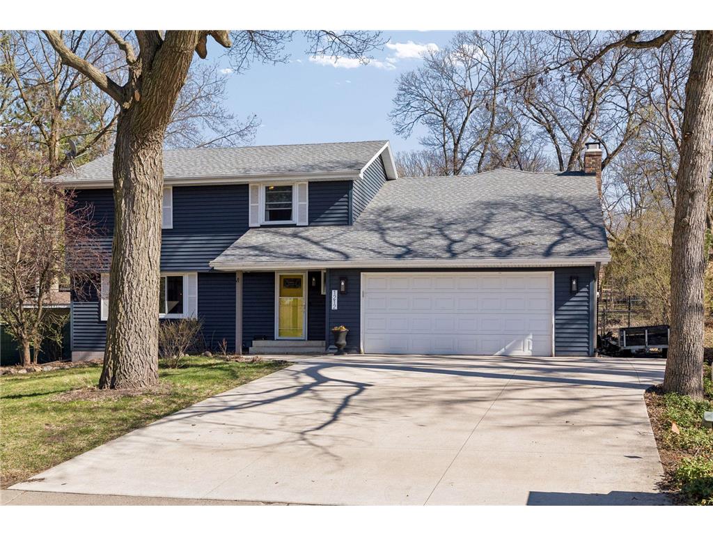 1212 Balsam Trail E Eagan MN 55123 7057743 image38