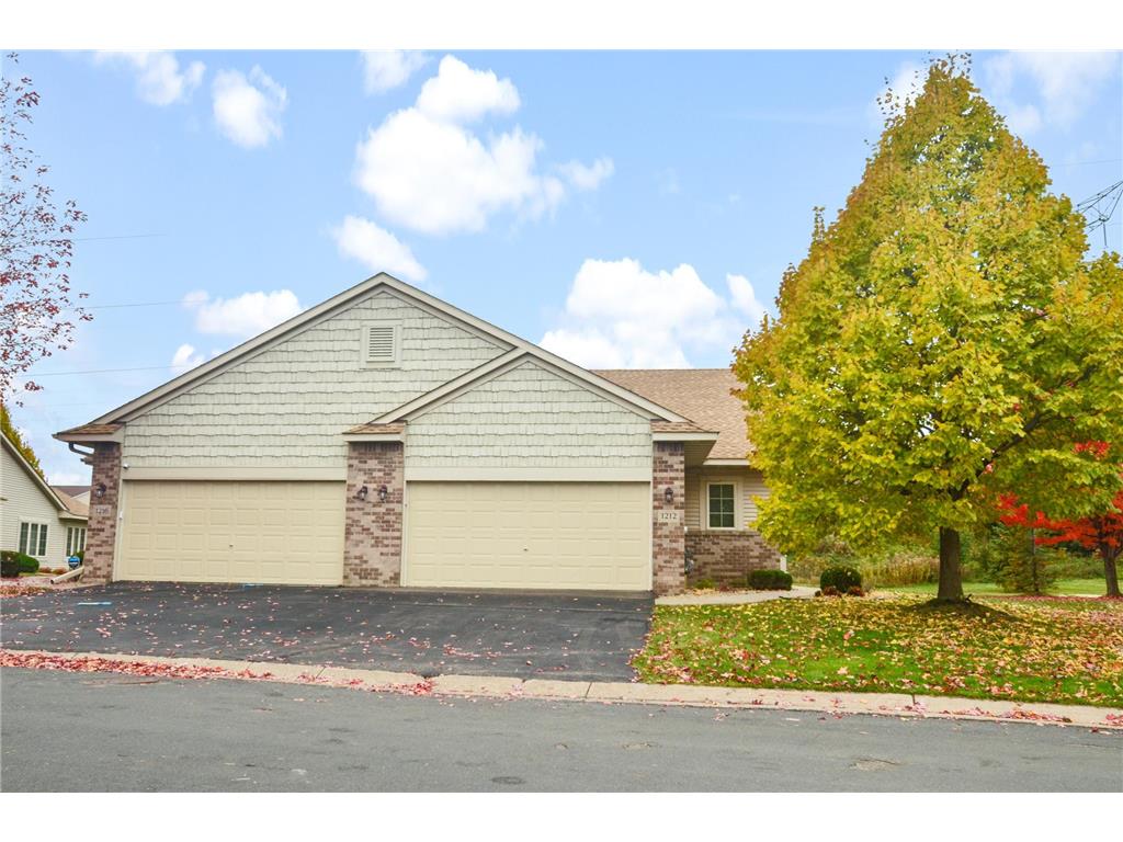 1212 Highridge Court Maplewood MN 55109 6812030 image1