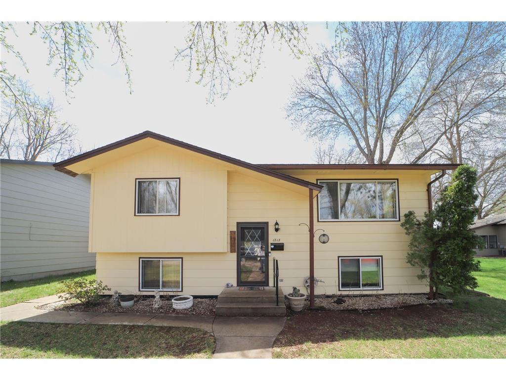 1212 M Street NE Brainerd MN 56401 6362286 image1