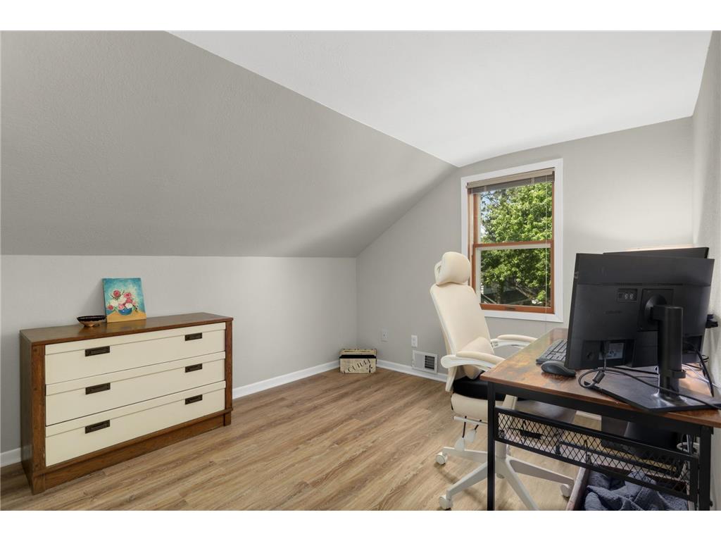 1212 Olive Street W Stillwater MN 55082 7071435 image17