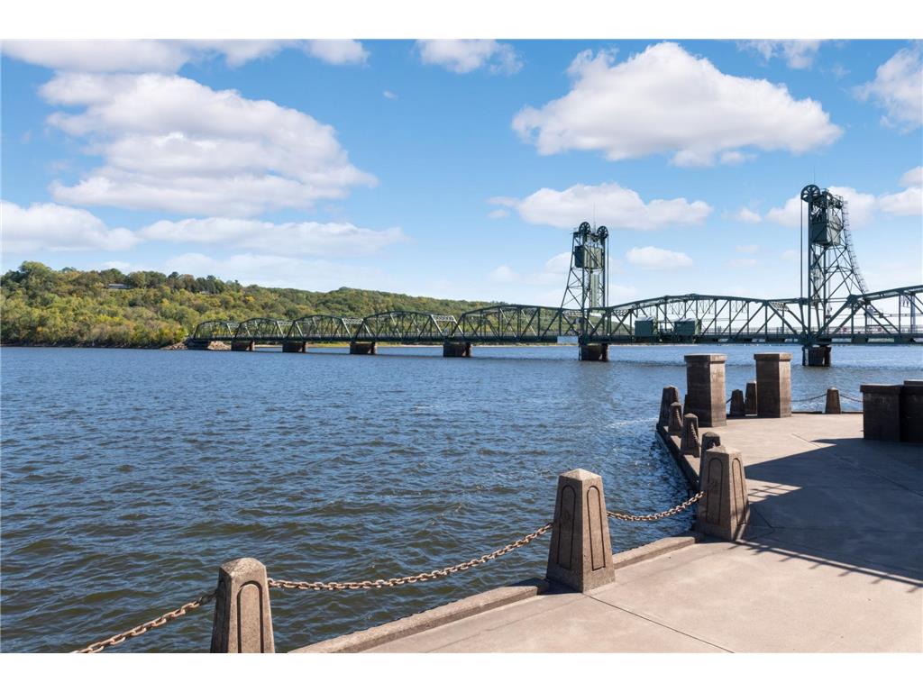 1212 Olive Street W Stillwater MN 55082 7071435 image32