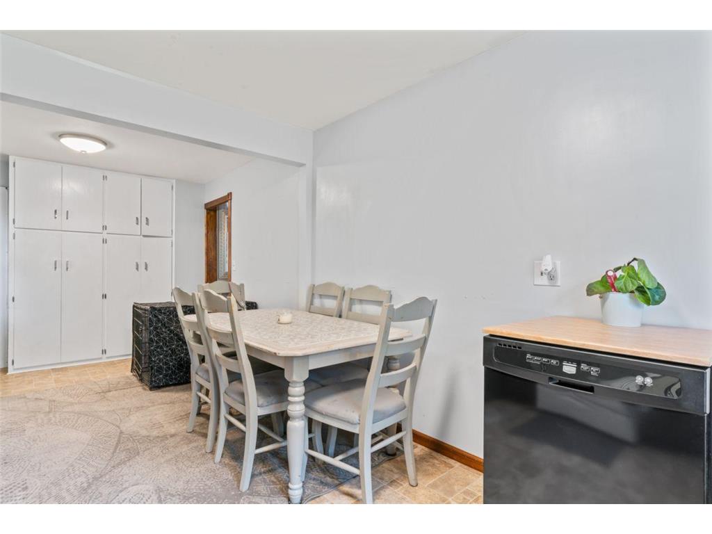 1212 S Grove Avenue Owatonna MN 55060 7011399 image11