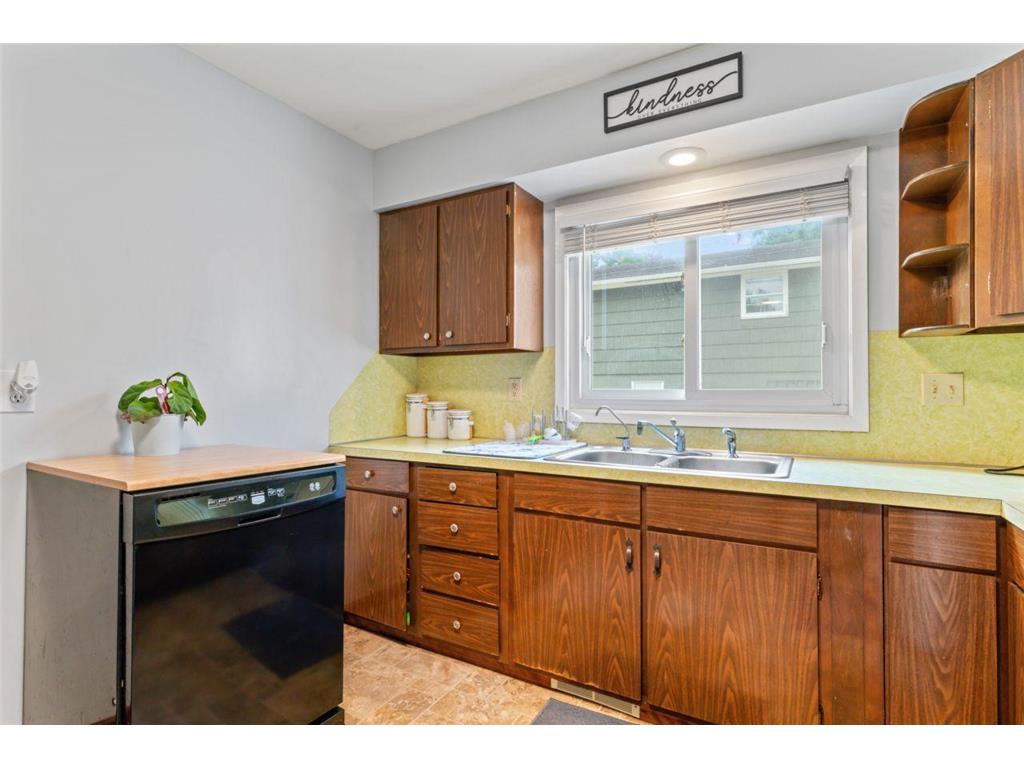 1212 S Grove Avenue Owatonna MN 55060 7011399 image13