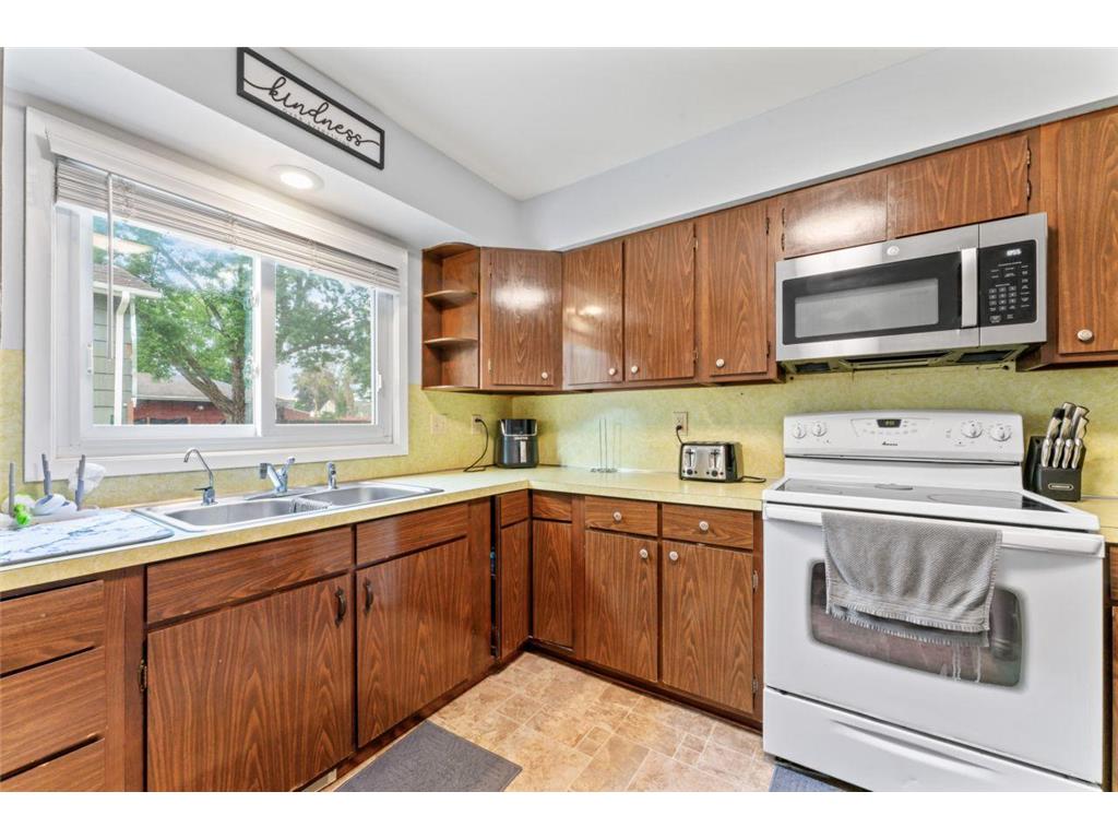 1212 S Grove Avenue Owatonna MN 55060 7011399 image15