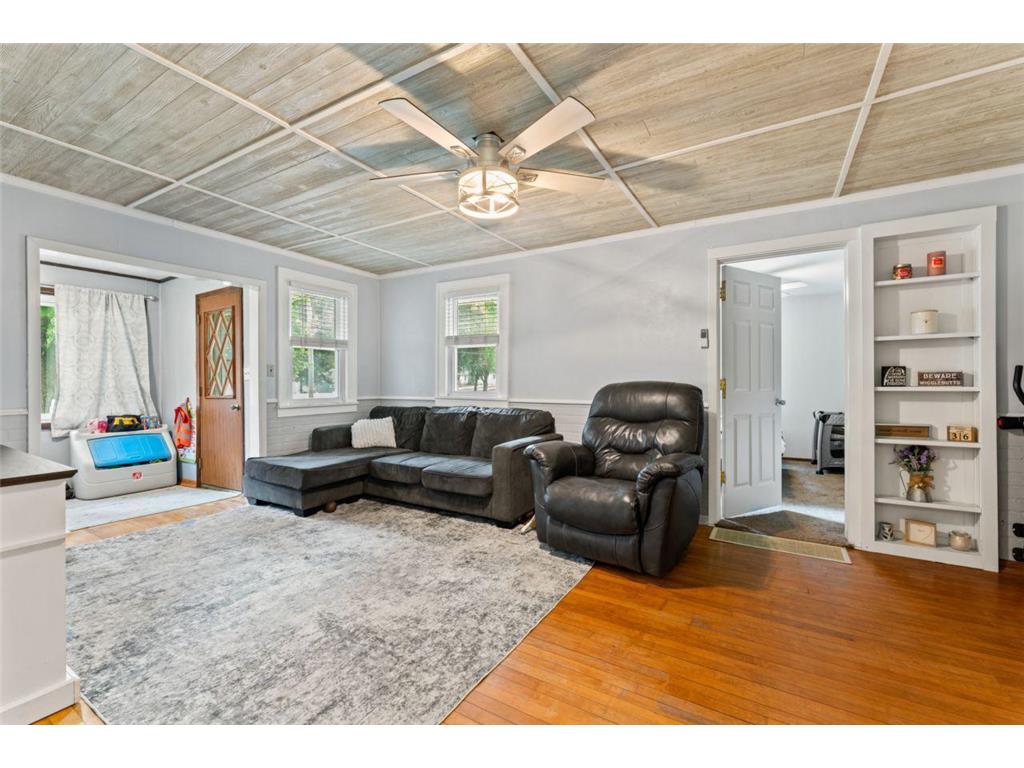 1212 S Grove Avenue Owatonna MN 55060 7011399 image5