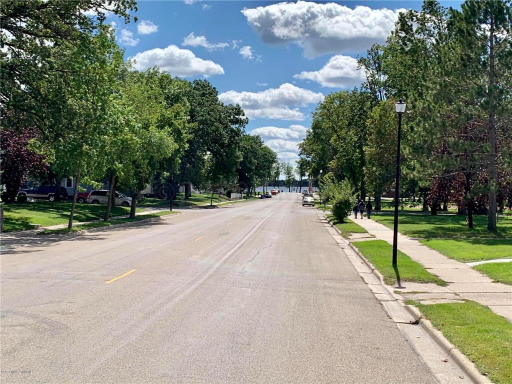 1212 Summit Avenue Detroit Lakes MN 56501 6255150 image1