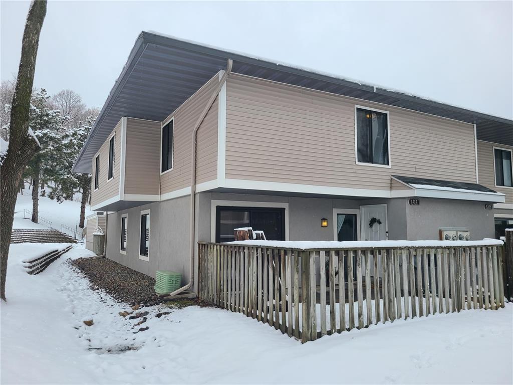 1212 Wagon Wheel Road, Hopkins, MN 55343 MLS 6317283 Edina Realty