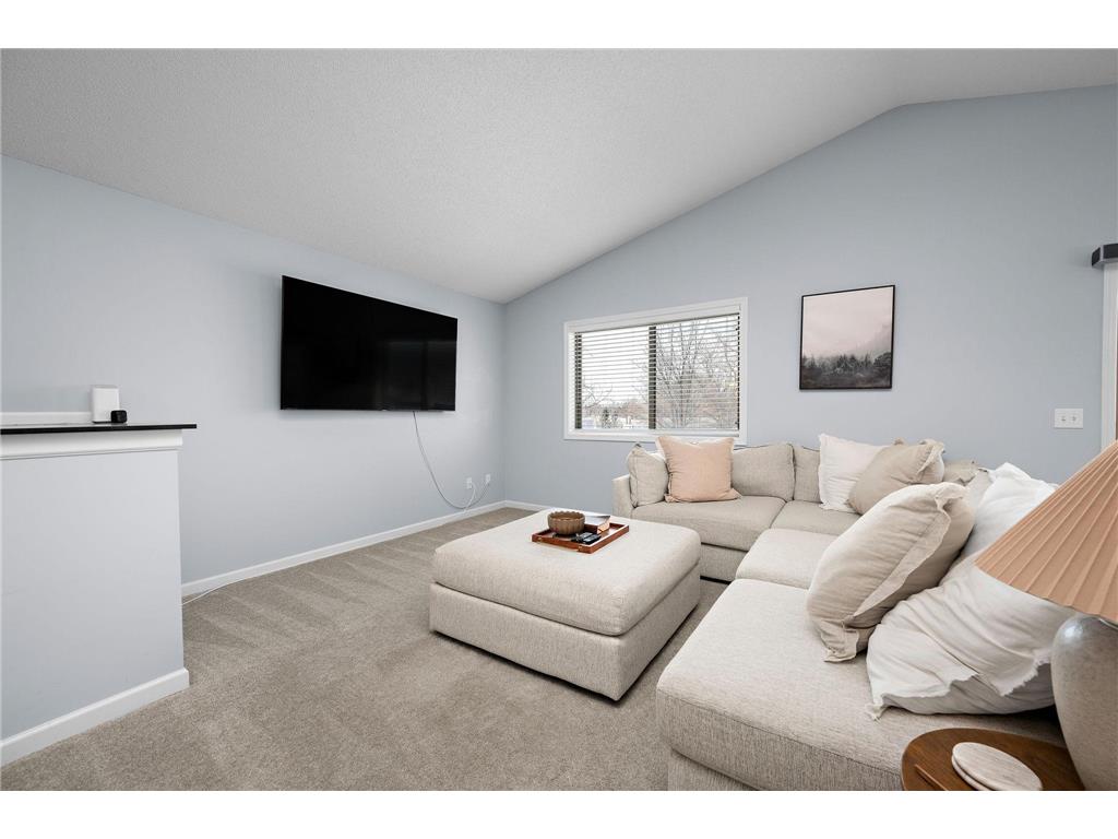 12122 Hupp Street NE Blaine MN 55449 7011378 image7