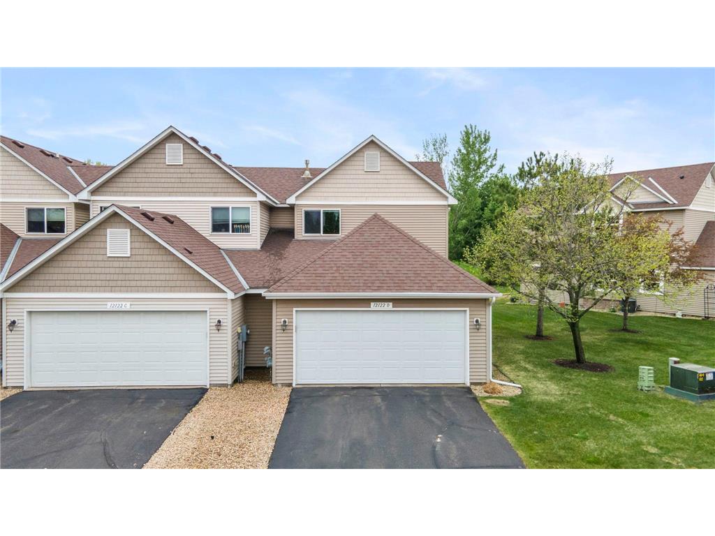 12122 Yancy Street NE #D Blaine MN 55449 7076093 image1