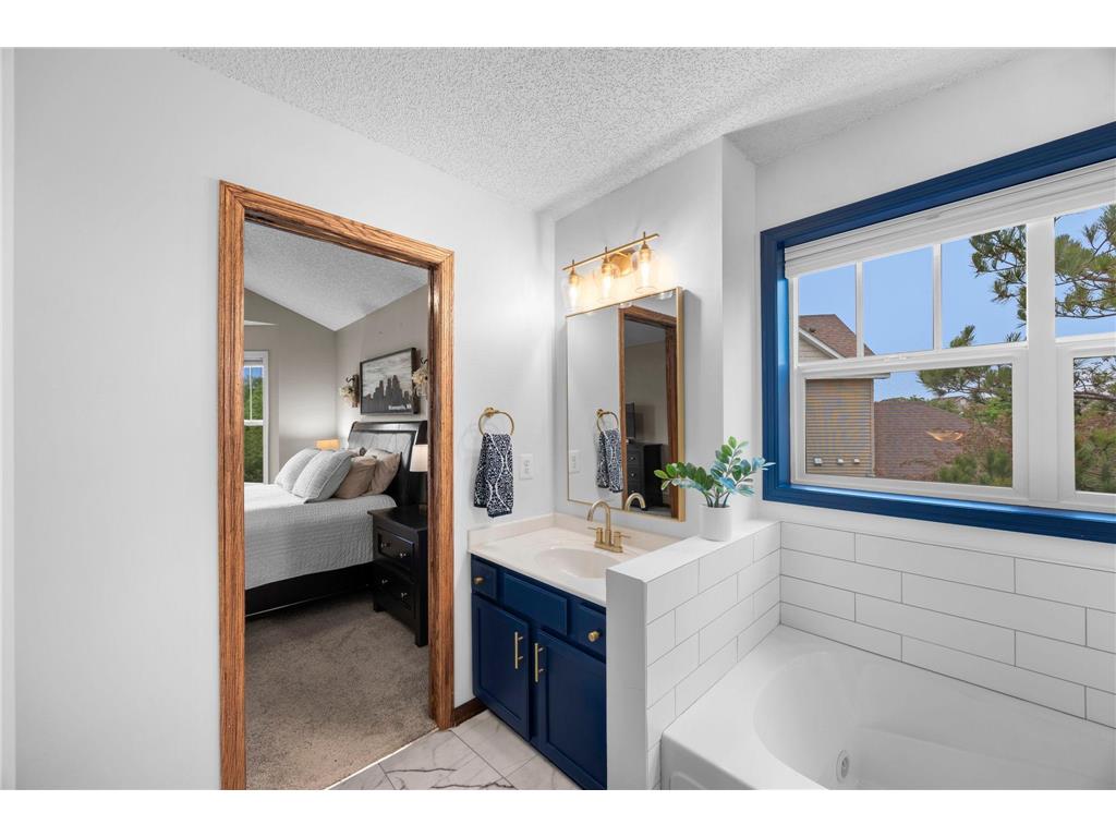 12122 Yancy Street NE #D Blaine MN 55449 7076093 image32