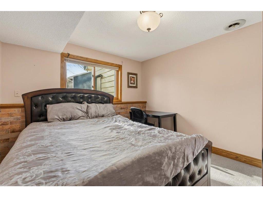 12125 Aztec Street NW Coon Rapids MN 55433 7075936 image27