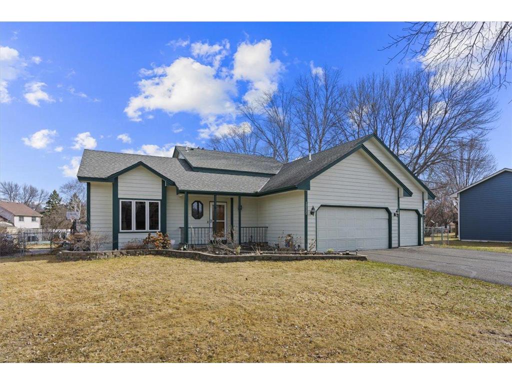 12125 Aztec Street NW Coon Rapids MN 55433 7075936 image3