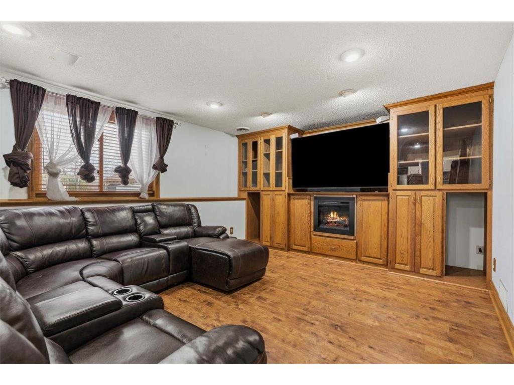 12125 Aztec Street NW Coon Rapids MN 55433 7075936 image30