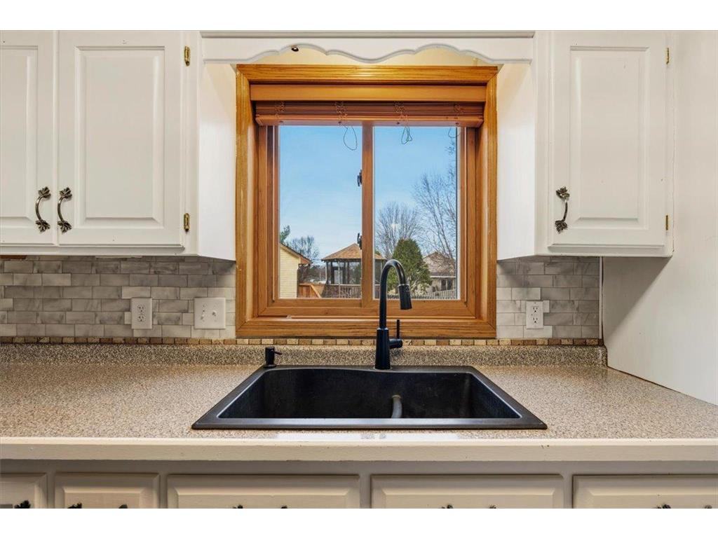 12125 Aztec Street NW Coon Rapids MN 55433 7075936 image8